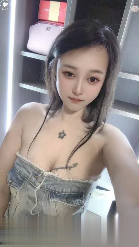 广州体验白云雨菲东北妹,个子有170,大长腿,大D杯
