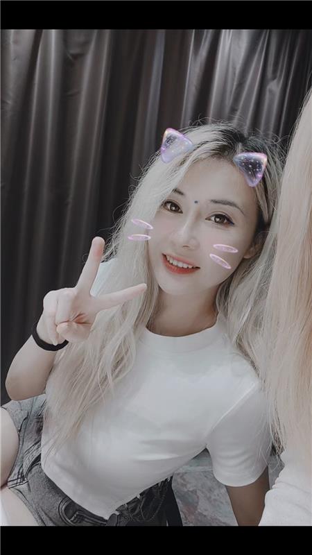验证华师微微,一个字,够骚