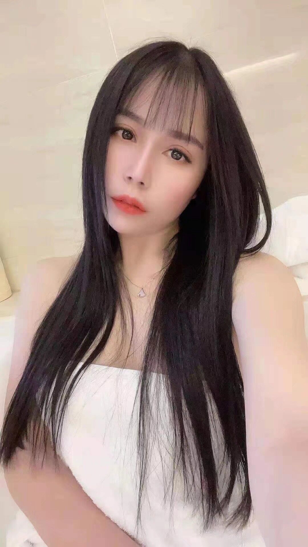 验证刚下水的兼职南方妹子,服务控,颜值佳,可以DL
