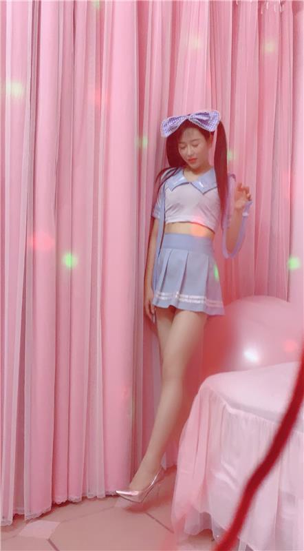 私课小妹萱萱