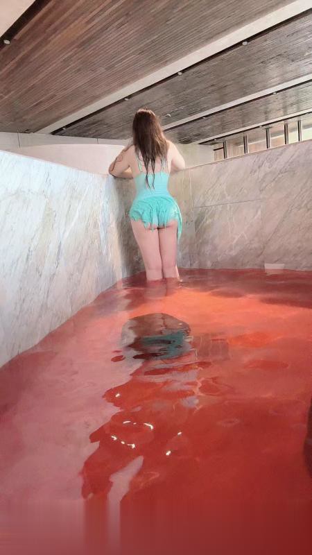 南京奥体小姐姐出击小姐姐很漂亮,温柔热情