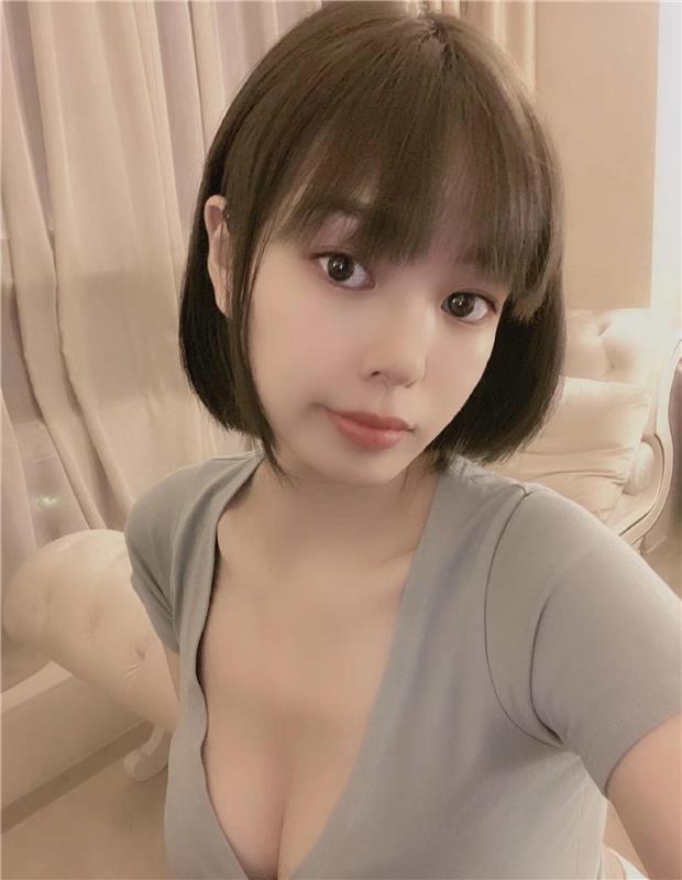 上海静安琳琳成熟奶大,丰满型