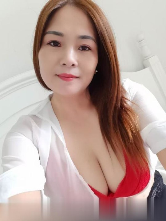 重庆-南岸南坪熟女大胸少妇静姐
