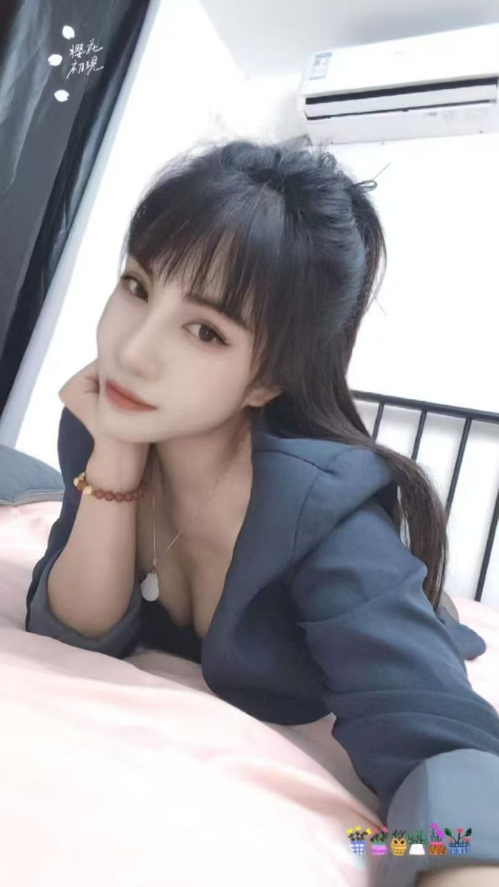 北京大奶少数民族骚货,真骚,深吼能手