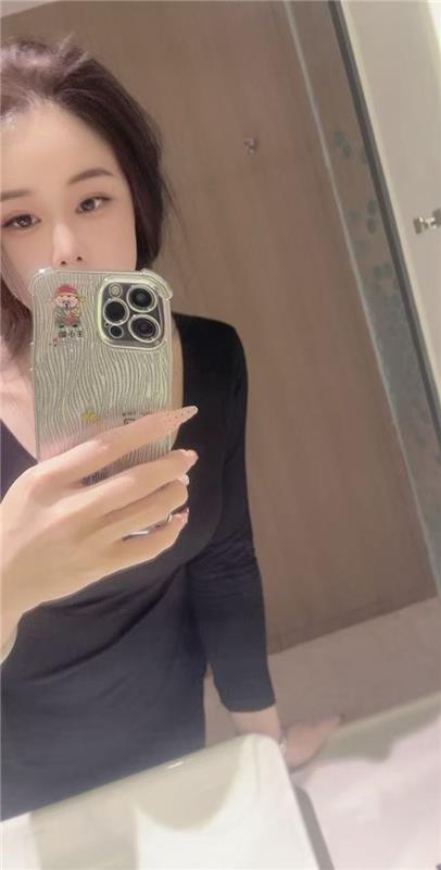 哈尔滨验证妖妖兜里有糖美女胜在年轻,满满的胶原蛋白