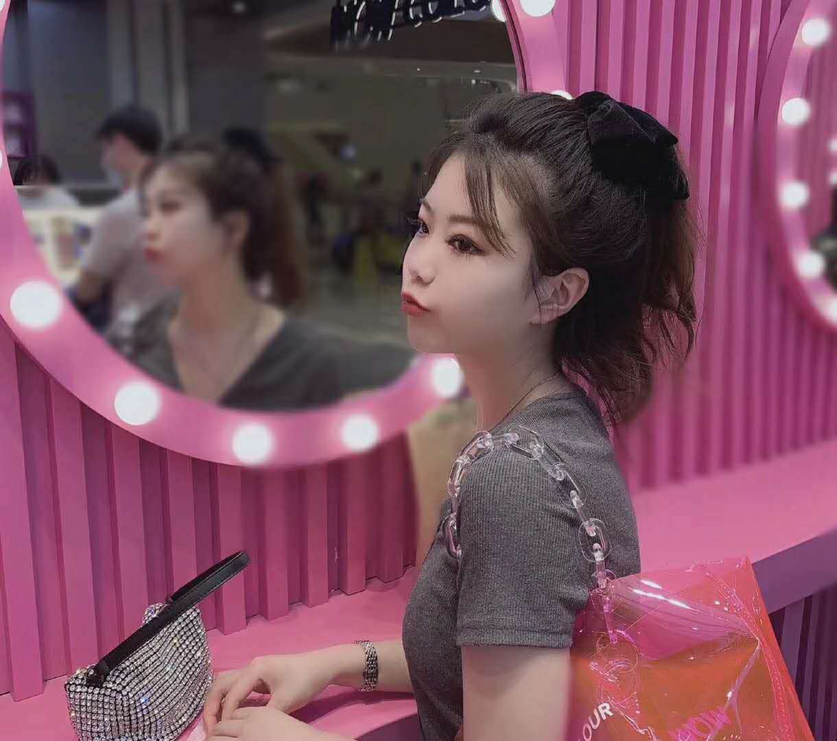 验证草桥伊伊,身材好服务好!