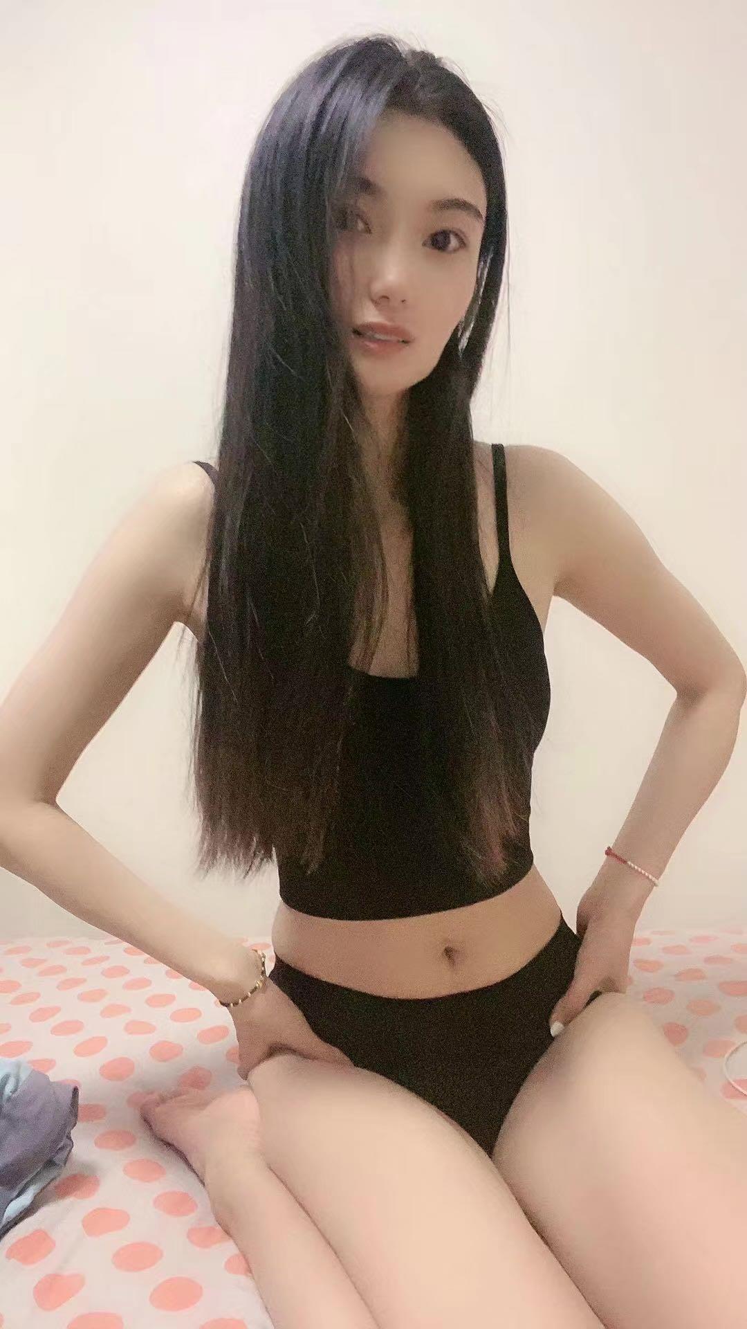 双井近年遇到过最清纯的妹子,应该是刚下水 bb粉嫩水多