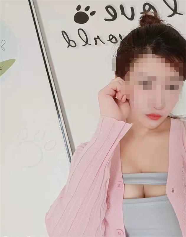 小区少妇,服务好,叫声大,胸部坚挺,皮肤嫩滑