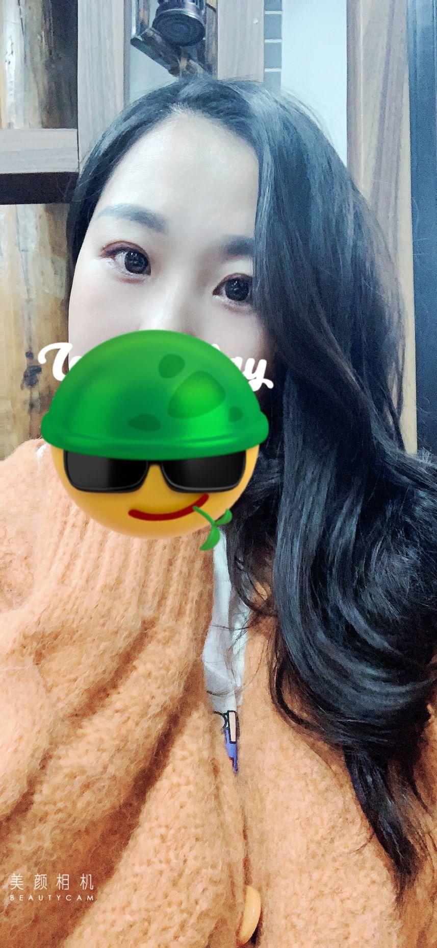 服务型的自聊半良家奶牛,纯天然原装大奶,精力旺盛