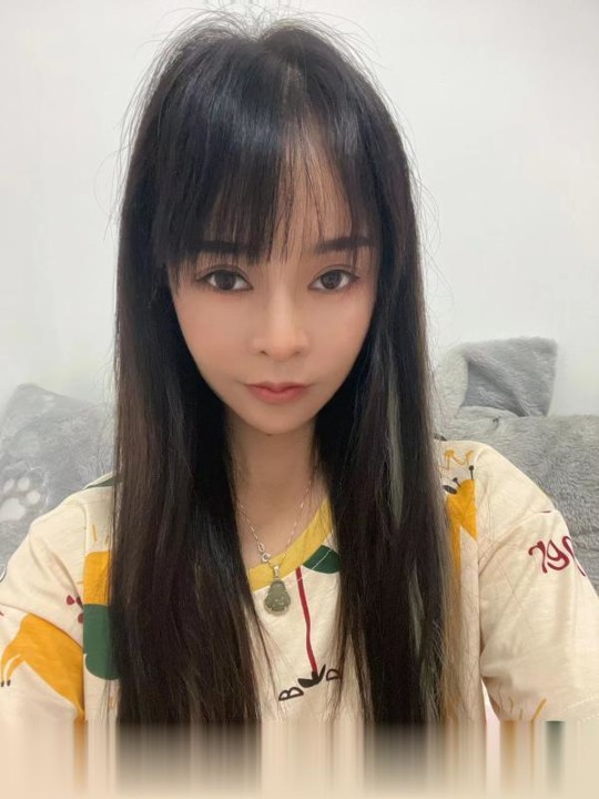 成都锦江南三环静竹身材比较娇小,胸c 可以蹂躏