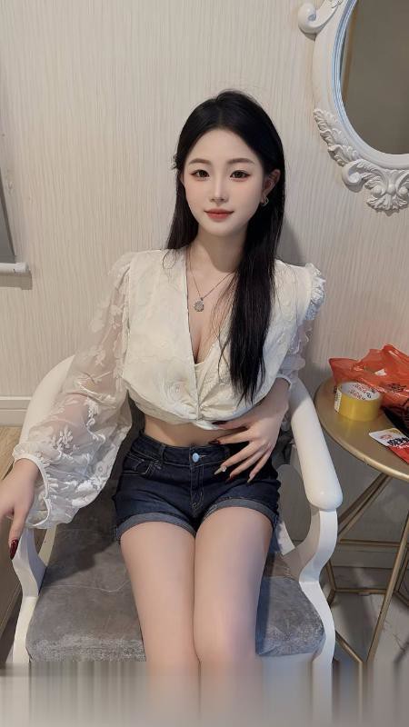 深圳清纯颜值皮肤白嫩玫瑰