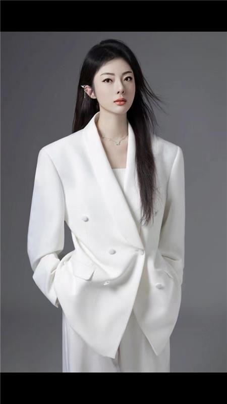 服务型美女,有气质