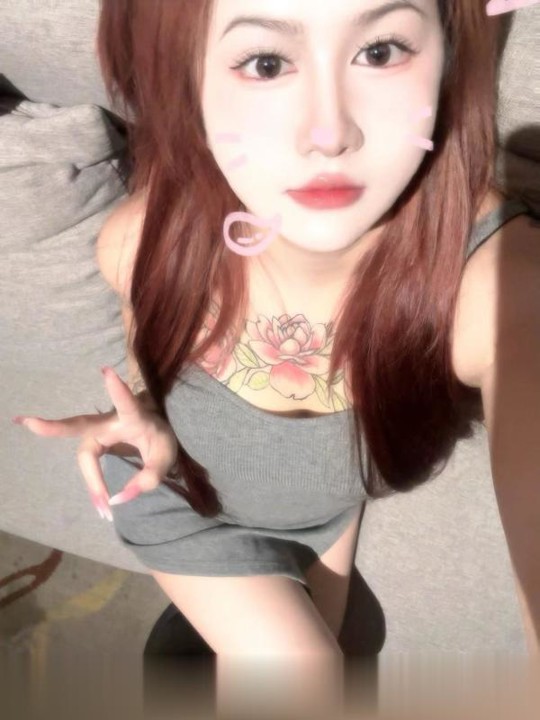 合肥可69纹身小萝莉