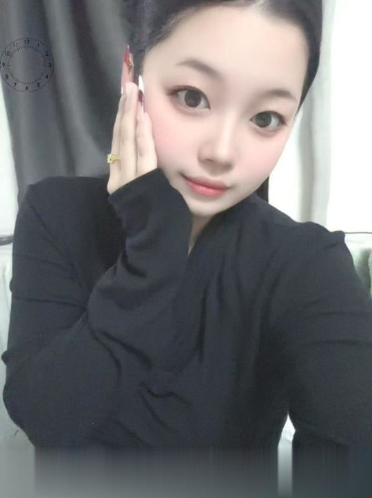 沈阳铁西娃娃脸小骚女丝袜制服