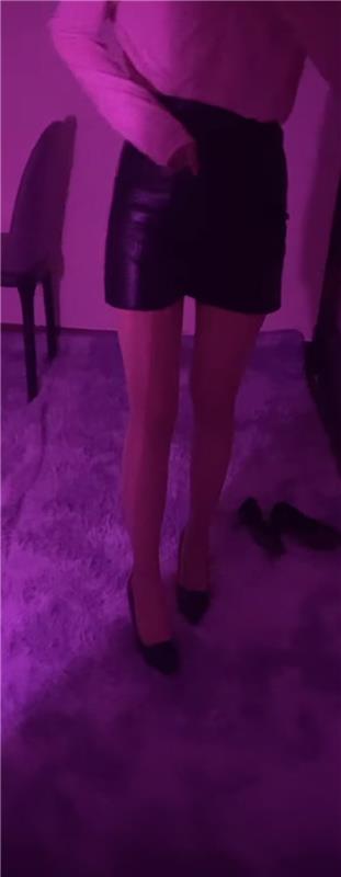 黑丝小少妇,小店出击