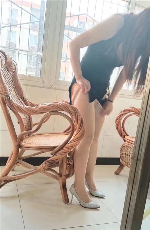 身材超好的妹子,服务姿势很多